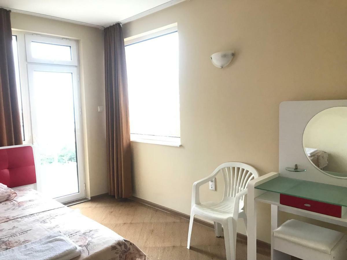 Стаи И Апартаменти Под Наем Sveti Vlas Exterior foto